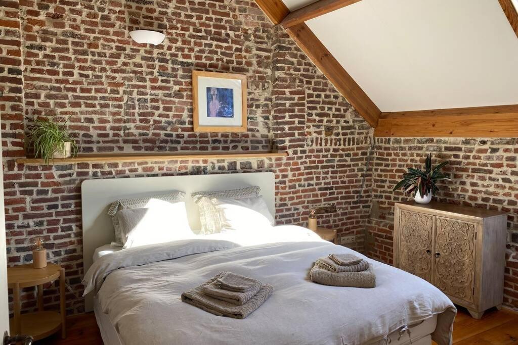Charmant Appartement Dans Une Ancienne Ferme Нивел Екстериор снимка
